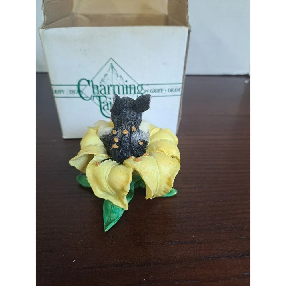 Charming Tails Binkey In A Lily Figurine